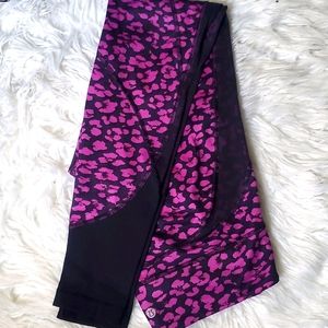 Lululemon Purple & Fuchsia Leggings Size 6